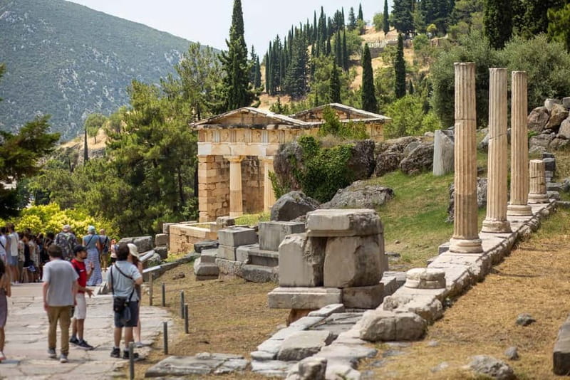 Athens: Delphi Day Tour with Museum & Arachova Village Visit - Arachova Village: Lunch, Shops, and Mountain Views on Your Terms