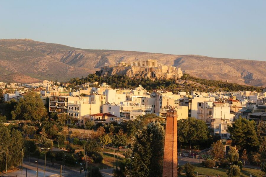 Athens: Dinner in the Sky Experience - The moment you’re lifted: pacing, safety feel, and what to do