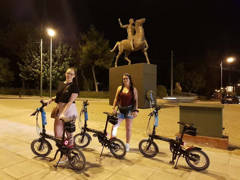 Athens: Discover the City Electric Bike Night Tour - Syntagma Square under moonlight: changing of the guards timing