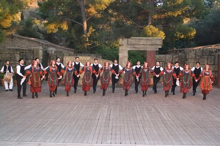 Athens: Dora Stratou Greek Dancing Show Experience - Entering the Dora Stratou Theatre: What Your Evening Looks Like