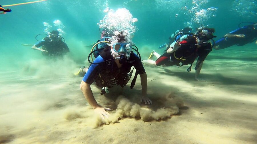 Athens East Coast: Discover Scuba Diving in Nea Makri - Meeting logistics and getting to Nea Makri from Athens