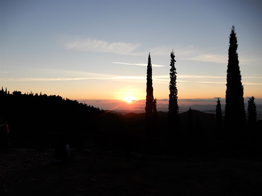 Athens: Electric Bicycle Tour to Mount Hymettus - Summit time: Athens, the Acropolis, the sea, and far-off islands