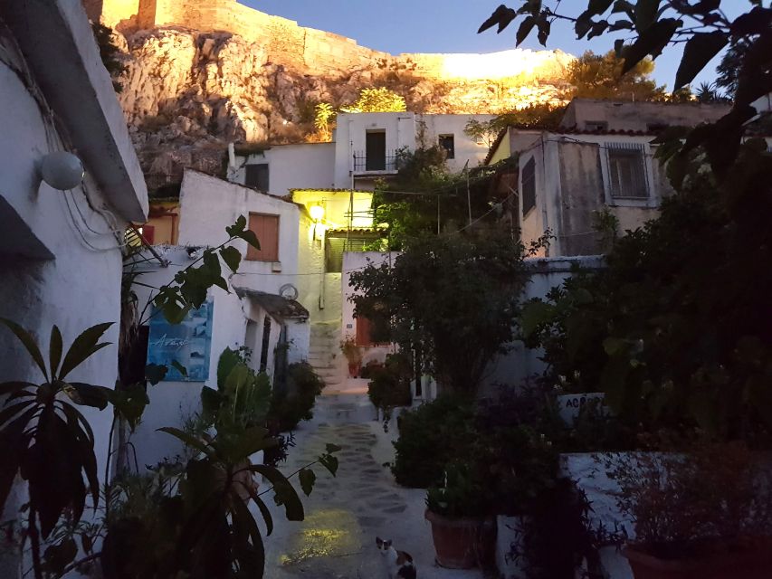 Athens: Evening Guided Walking Tour with Plaka & Dinner - Key things I’d zero in on