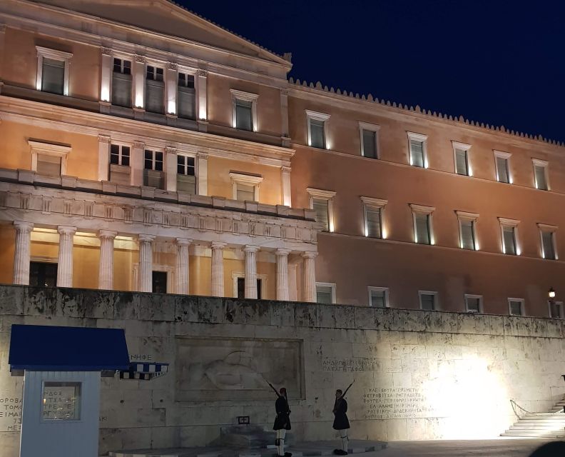 Athens: Evening Guided Walking Tour with Plaka & Dinner - Syntagma Square to Plaka: why this timing works so well