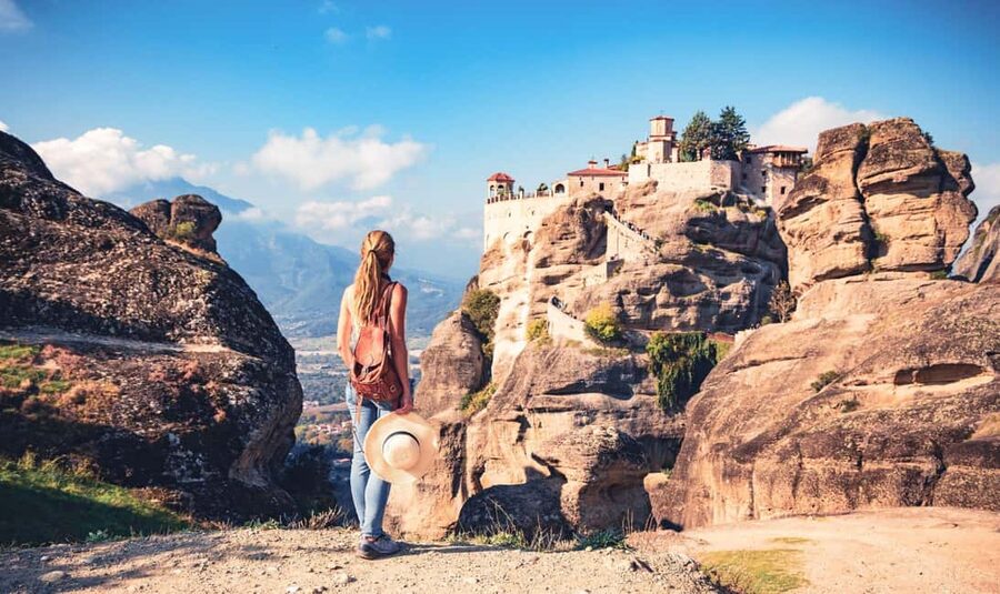 Athens: Full-Day Meteora Tour with Local Guide & Greek Lunch - Getting out of Athens: the bus ride that actually matters