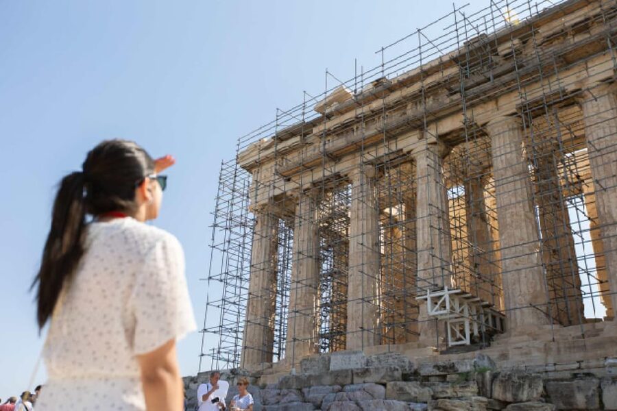 Athens Full Day Tour, Acropolis, Museum & Cape Sounion - The city drive break: lunch and recharging