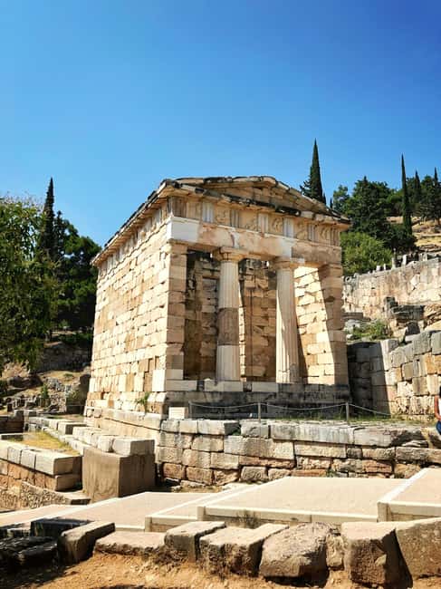 Athens: Full Day Trip Delphi and Arachova - Lunch, Free Time, and a Short Walk at Delphi