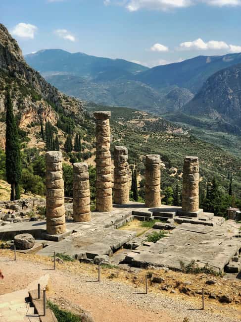 Athens: Full Day Trip Delphi and Arachova - The Delphi UNESCO Complex: Temple of Apollo and Oracle-of-Delphi Energy