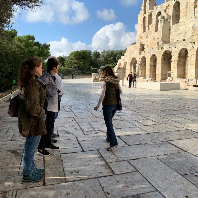 Athens: Guided Tour of Acropolis & Parthenon with Tickets - Propylaea: The Ceremonial Gateway to the Sacred Zone