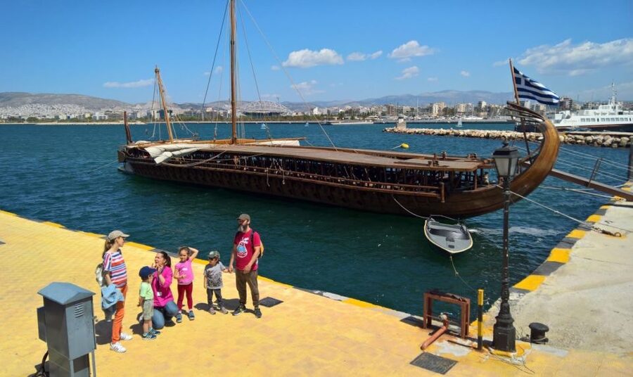Athens Half-Day Private City Tour - Temple of Olympian Zeus and Hadrian’s Gate: the big-stone contrast