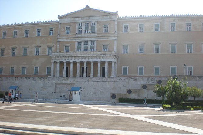 Athens Half Day Private Tour (up to 15 in a luxurious Mercedes Minibus) - Temple of Olympian Zeus and Hadrian’s Arch: scale and context