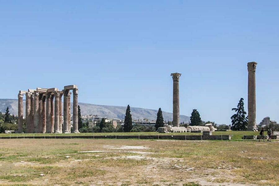 Athens: Hidden Gems Guided Walking Tour - National Garden Calm: Parrots, Shade, and a Reset Before the Ruins