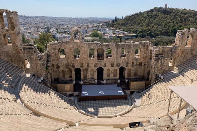 Athens Highlights from the Cruise Ship & Amazing Lunch Included - Temple of Olympian Zeus: a quick stop with big scale