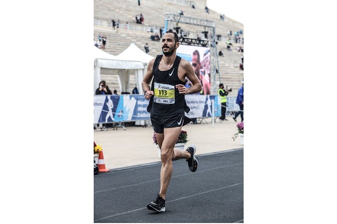 Athens Highlights: Urban Run experience with a Local - How the group stays together without killing your pace