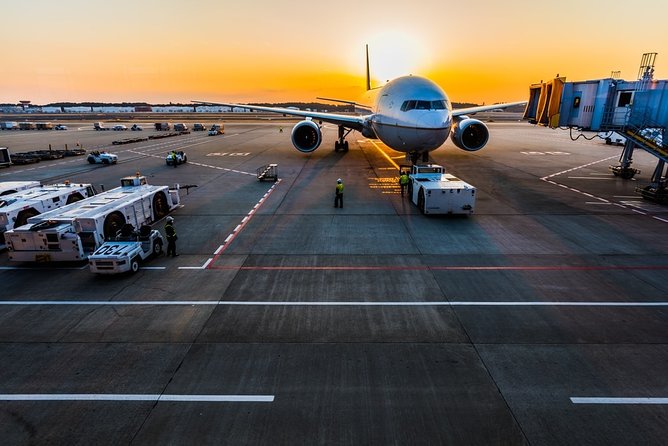 Athens Hotels To Athens AirPort Private Luxury Transfer Service - Any Downsides? Vehicle Markings, Expectations, and Rare Day-of Disruptions