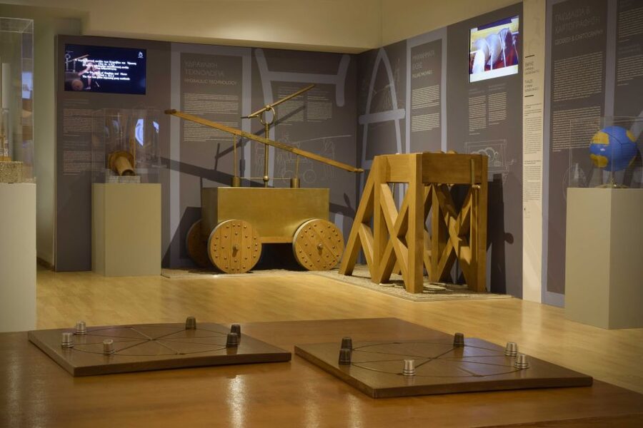 Athens: Kotsanas Ancient Greek Technology Museum Guided Tour - A short walk from Syntagma: where the tour starts