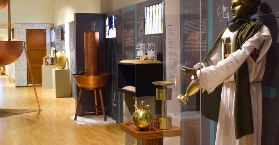 Athens: Kotsanas Ancient Greek Technology Museum Guided Tour - The private guide experience: engineer logic, historian context