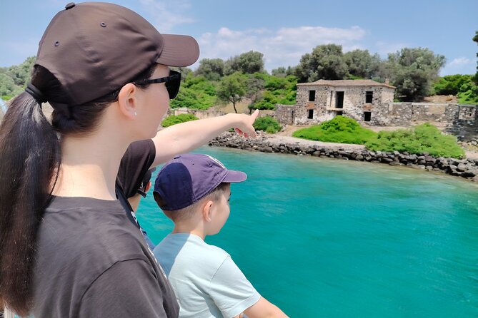 Athens: Lichadonisia Islets Day Tour with Boat & Thermal Spa Pool - Beach comfort that matters: sunbeds, umbrellas, and what to bring