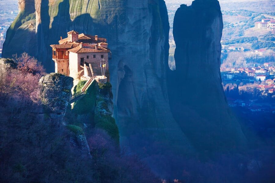 Athens: Meteora Daytrip by train with optional lunch - Lunch or no lunch: what you get and how to plan around it
