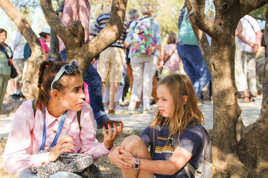 Athens: Private Acropolis Tour with focus on Kids & Families - A guide who handles questions, pace, and mixed ages
