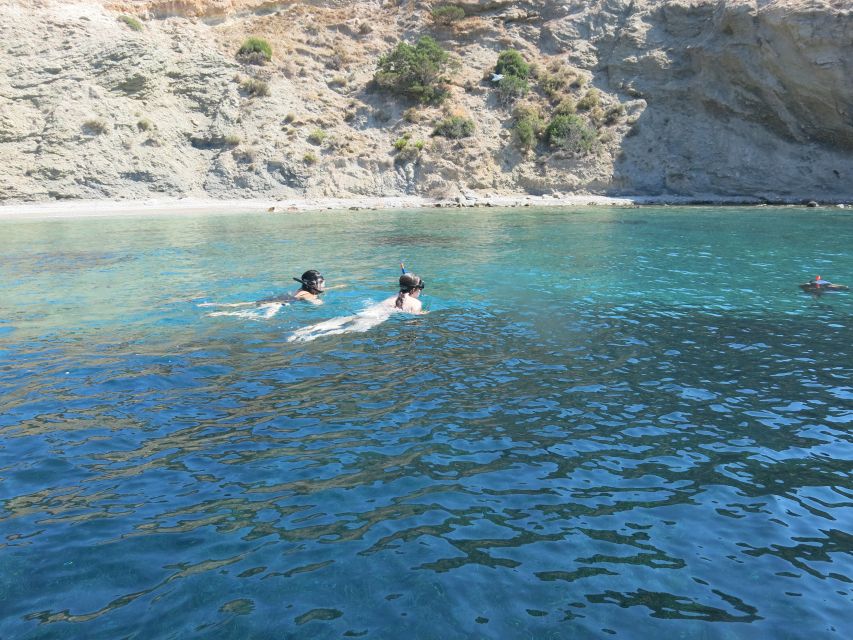 Athens: Private Cruise with Snorkeling and Swimming - Price and logistics: what you’re paying for at $371 per person