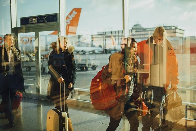 Athens Private Departure Transfer Service: Hotel to Airport - The Ride Itself: Comfort, A/C, and Luggage Help