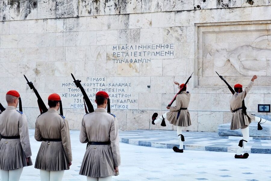 Athens: Private Full-Day Classical Tour - Plaka and Monastiraki on foot: old streets, old monuments, and breaks built in