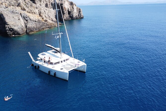 Athens Private Half day Catamaran cruise with meal & drinks - The Onboard Meal and Drinks: Greek Comfort, Not a Formal Event
