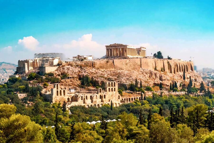 Athens: Private Half-Day Sightseeing Tour with Lunch - The route that strings Athens together: Daphni to the Acropolis and back