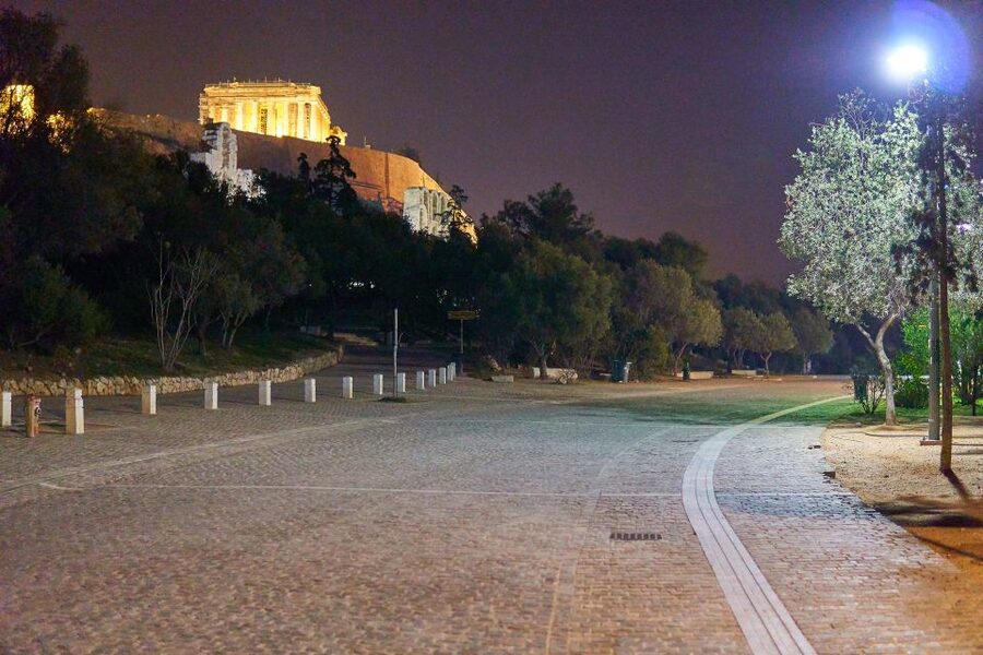 Athens: Private Tour with Acropolis Skip-the-Line Entry - Getting picked up in Athens or Piraeus without wasting daylight