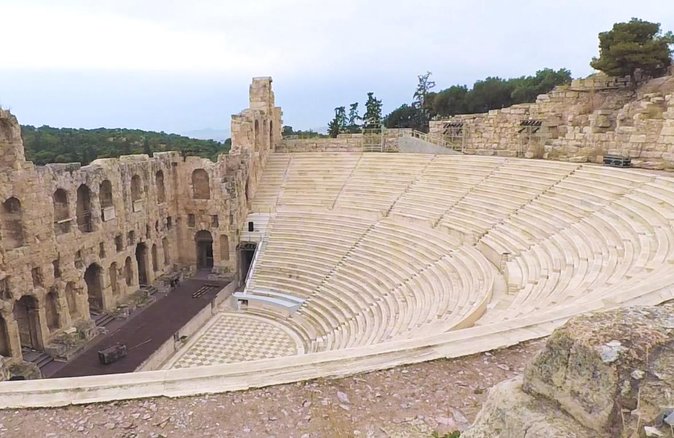 Athens Private Walking Tour: Acropolis monuments, Plaka and local food - Price and value: is $300.35 per person worth it?