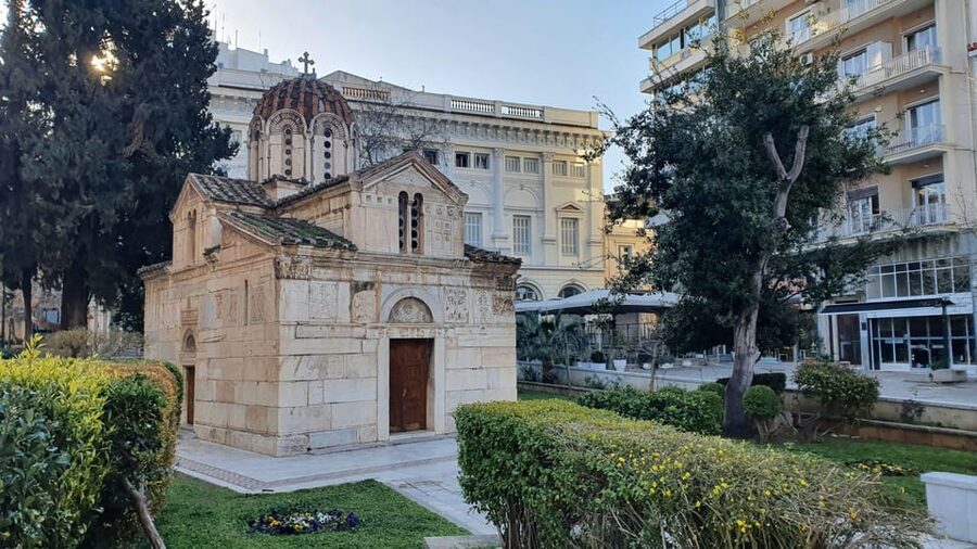 Athens Private Walking Tour in Spanish - How to use the 3–6 hour window (photos, food, souvenirs)