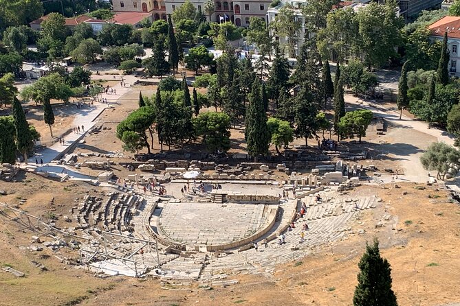 Athens : Private Walking Tour With A Guide ( Private Tour ) - Photo Stops and Guided Sightseeing: What the Walk Actually Does for You