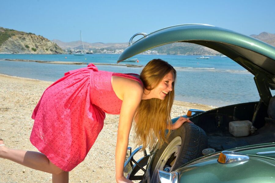 Athens: Riviera Photo Tour in a Vintage Volkswagen Beetle - Who this tour suits best (and who should skip it)