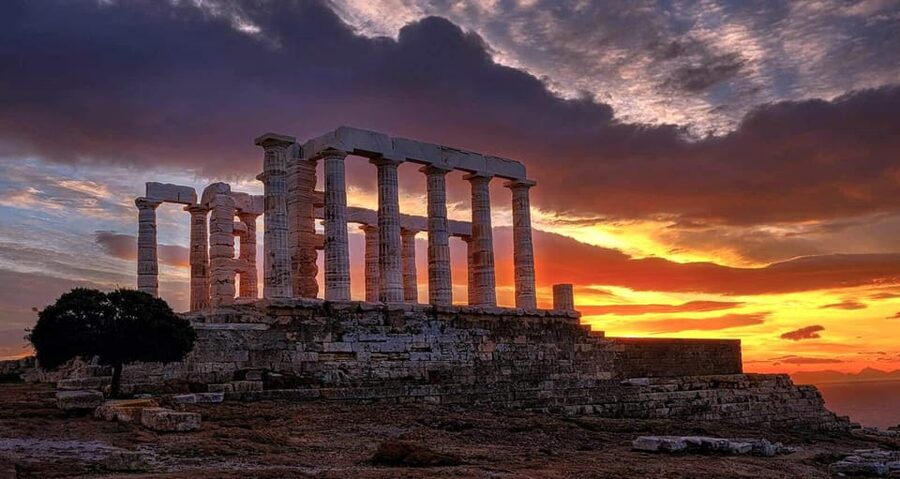 Athens Riviera: Poseidon Temple & Lake Vouliagmeni Day Tour - Lake Vouliagmeni: thermal minerals and a choice to swim or linger
