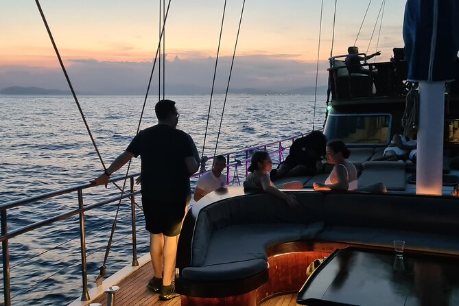 Athens Riviera Sunset Cruise with Snacks and Drinks Included - Food, snacks, coffee/tea, and the drinks setup you should expect