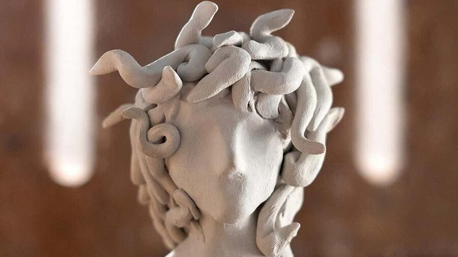 Athens: Sculpt a Mythical Creature from Greek Myths - What happens in 90 minutes: your mini sculpture from rough shape to final form