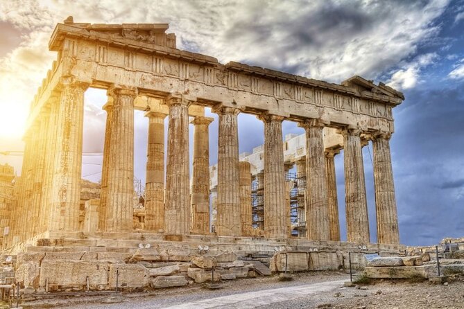 Athens sightseeing Spanish guided tour with Acropolis and museum - The early-morning route: Stadium, Syntagma Square, and a Roman stop
