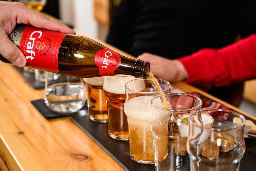 Athens: Small Group Beer Tasting Experience - Beer Class by the Parthenon: why this night works