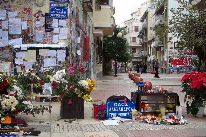 Athens Social and Political Walk - The Prime Minister’s seat: how power is staged in stone
