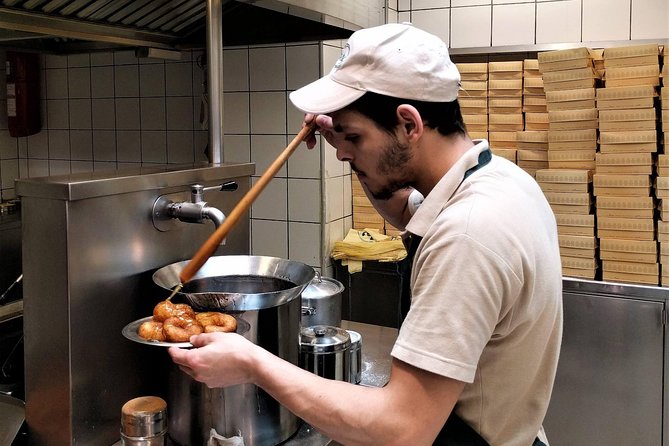 Athens Street Food Tour: Explore City's Iconic Eateries - Who This Tour Is Best For