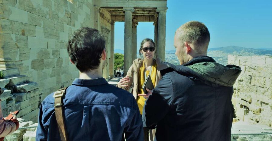 Athens: The Acropolis Guided Walking Tour in German - The Propylaea “gateway moment” before the top temples