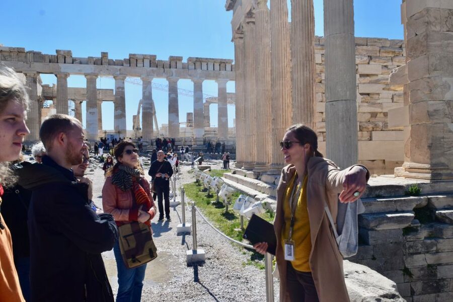 Athens: The Acropolis Guided Walking Tour in German - Price and what you’re really paying for