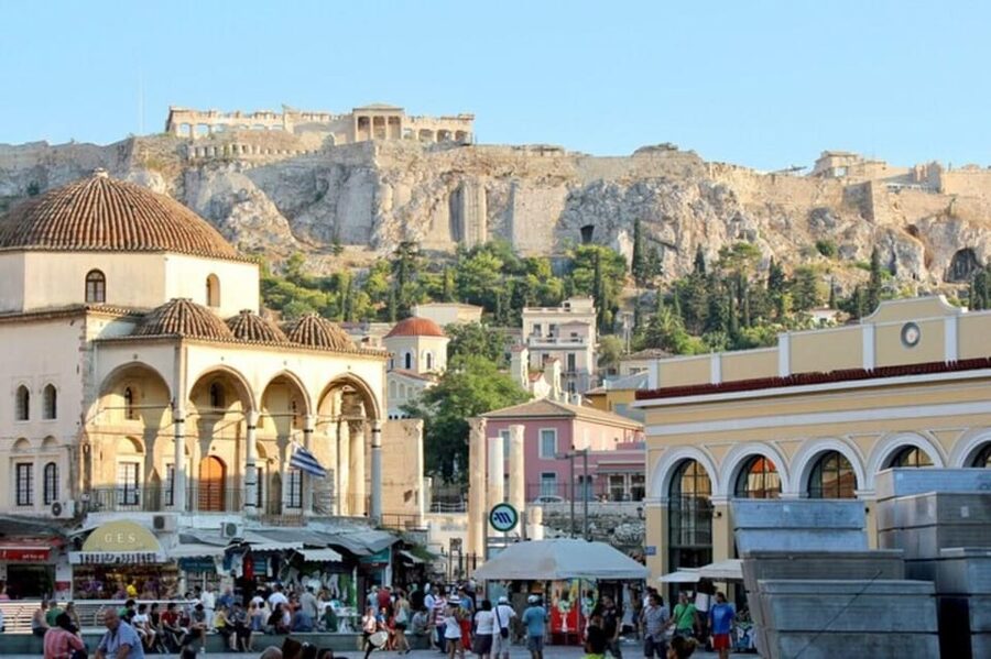 Athens: the Great Greek Philosophers Guided Tour in Spanish - Starting in Spanish: Meeting in Front of the Statue of Plato