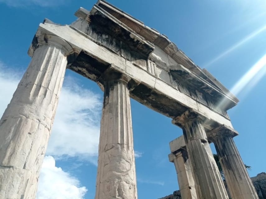 Athens: the Great Greek Philosophers Guided Tour in Spanish - Plato to the Agora: How the tour ties streets to ideas