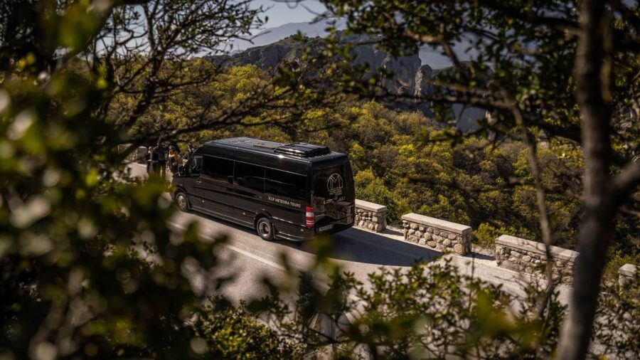 Athens to Meteora, Day Trip with Local Guide,up to 9 people - Athens to Kalabaka: the 14-hour reality (and how to handle it)