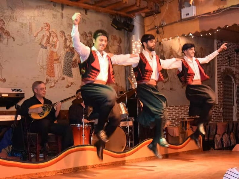 Athens: Traditional Greek Show in Plaka with Dinner - Dinner at a traditional Greek taverna: what to expect, and what varies