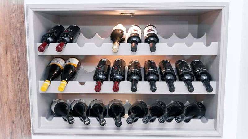 Athens: Wine Tasting in Rare Grape Varieties of Greece - Where Brettos Plaka fits into your Athens plan