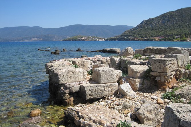 Biblical Tour Letters ToThe Corinthians St Paul’s Footsteps 6Hour - Daphni Monastery: Byzantine walls built where an older temple stood