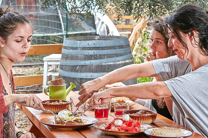 Bio Farm Private Olive Oil Tasting, Farm to Fork Meal & Temple of Poseidon Tour - Olive Oil Tasting Led by a Certified Olive-Oil Professional